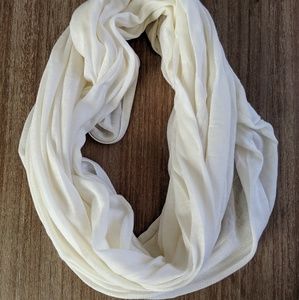 Collectioneighteen cream scarf OS